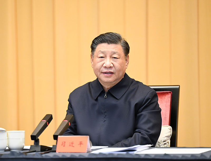 11月30日上午，中共中央总书记、国家主席、中央军委主席习近平在上海主持召开深入推进长三角一体化发展座谈会并发表重要讲话。